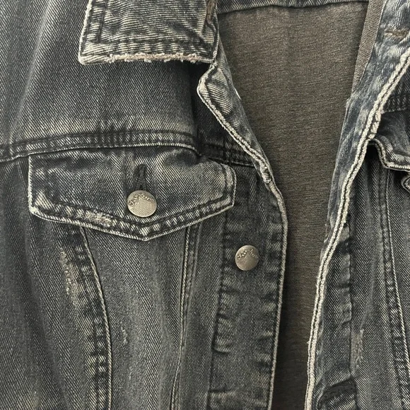 Free People Distressed Mixed Media Denim Jacket Black Sweater Sleeves – M - Picture 6 of 9